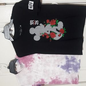 Bundle of 2 boy's t-shirt, 1-Disney, 1-District Planet 100% cotton